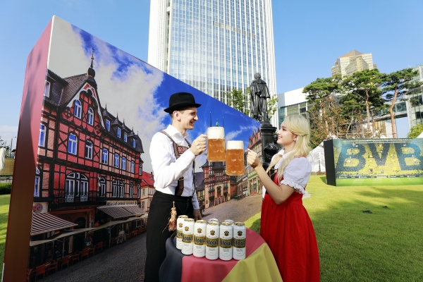 롯데월드타워에서 4일부터 6일까지 '축구','맥주', '문화'로 하나되는 독일 문화 페스티벌이 개최된다.