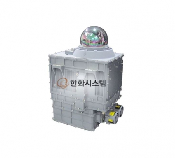 ​ⓒ데일리포스트=한화시스템이 개발한 ‘지향성적외선방해장비 (DIRCM)’ 제품 형상 / 한화시스템 제공​