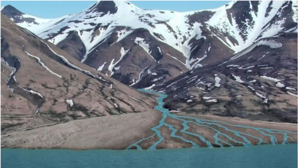 고대 화성에 비와 눈이 내린 뒤 형성됐을 가능성이 있는 수로의 상상도. ⓒ데일리포스트=이미지 제공/NASA illustration