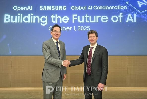 ©데일리포스트=사진 좌측 이재용 삼성전자 회장-샘 올트먼 OpenAI 대표 / 삼성전자 제공